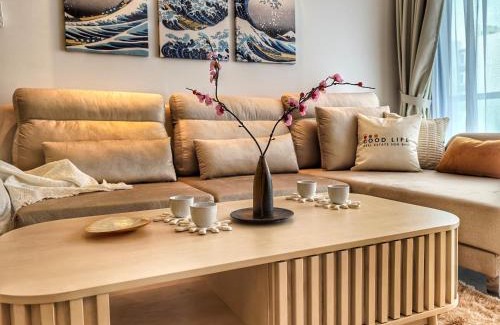 Central District Appartement | R&F Princess Cove 3BR, Sea View, JB CIQ, by Good Life Homestay