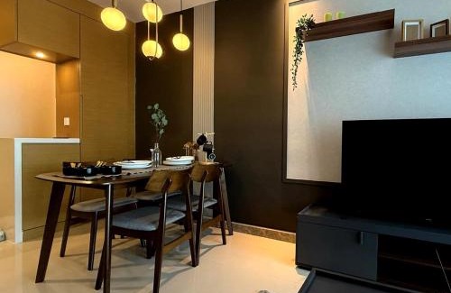 Central District Appartement | R&F Sea View 2BR Midnight Design 6-8pax Brand New