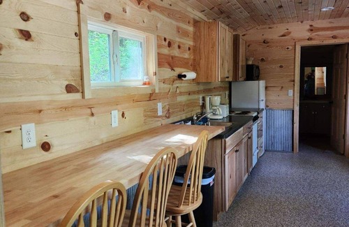 Alma Cabine | R & K Cozy Cabin