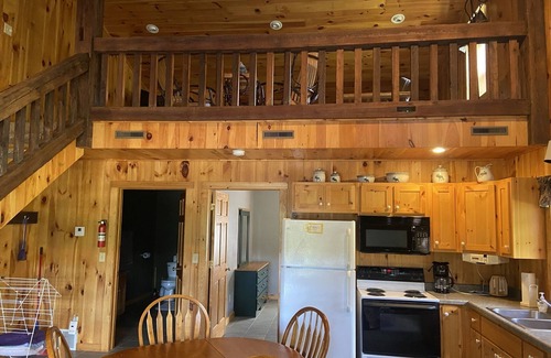 Chetek Cabine | R&R sur le lac, la configuration en duplex permet à une ou plusieurs familles de rester