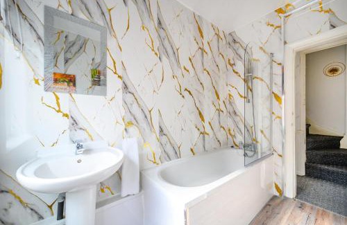 Beeston Maison | -RA15CFA- For Relaxed and Cosy stay with Free Parking