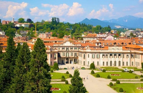 Somma Lombardo Appartement | Radiant 1BR Suite Near Milan Malpensa Airport