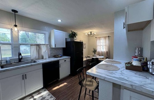 Wichita Maison | Radiant Ranch-NearDerby-2K