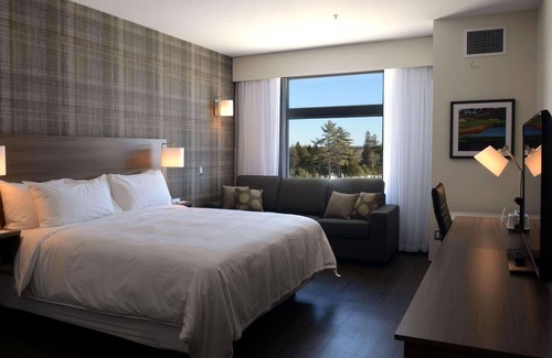 Hanwell Hôtel | Radisson Kingswood Hotel & Suites, Fredericton, NB