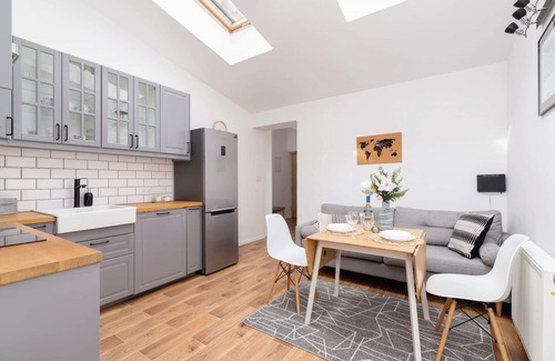 Wesoła Zachod Appartement | Radziwillowska 19 | 2 Bedrooms | Close to Center
