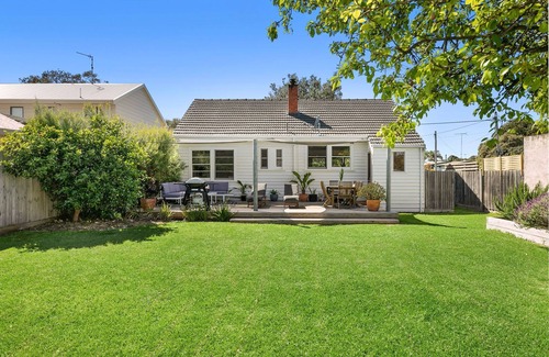 Barwon Heads Maison | Raff's Beach House Barwon Heads