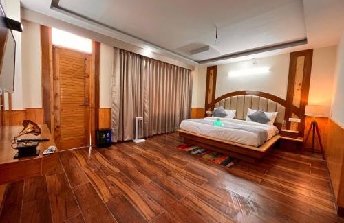 Vanthli Hôtel | Raghav Bro Stays
