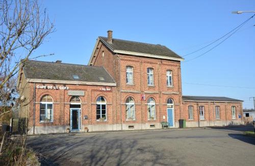 Beauraing Maison | Railway Stay in Ardennes, cleaning included