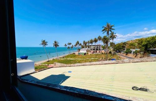 East Ham Tien Beach Cabine | Rainbow Beach Mũi Né - Homestay & Coffee