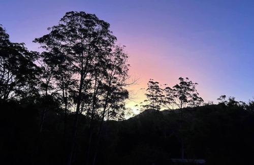 Dairyville Appartement | Rainbow Farm Studio - Sleep to the sounds of the Orara River 15 mins from Coffs.