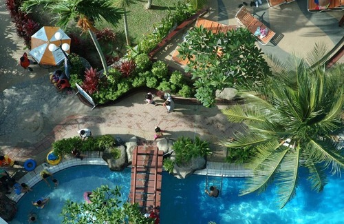 Tanjung Bungah Appartement | Rainbow Paradise Beach Resort by LWE