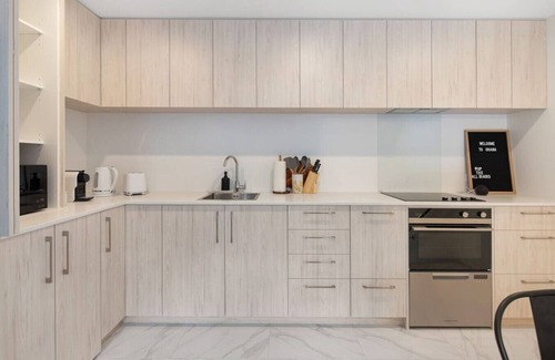 Lower Hutt Maison | Rainey Lane Delight: 2BR Escape