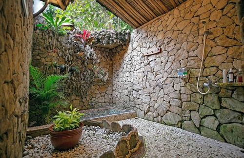 Bangunjiwo Hôtel | RAJAKLANA Resort, Villa And Spa