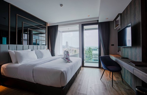 Nanai Road Hôtel | Rak Elegant Hotel Patong