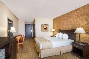 Watertown Hôtel | Ramada by Wyndham Watertown Thousand
