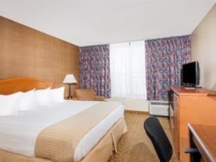 Watertown Hôtel | Ramada by Wyndham Watertown Thousand