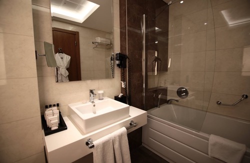 Sekerpinar Hôtel | Ramada Plaza by Wyndham Istanbul Asia Airport