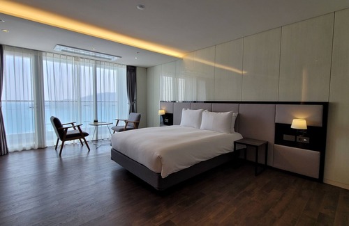 Irun-myeon Hôtel | Ramada Suites Geoje