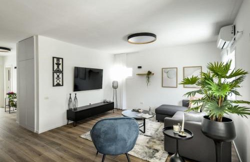 Ramat Hasharon Appartement | Ramat Hasharon Chic Peaceful Stay by Sea N' Rent