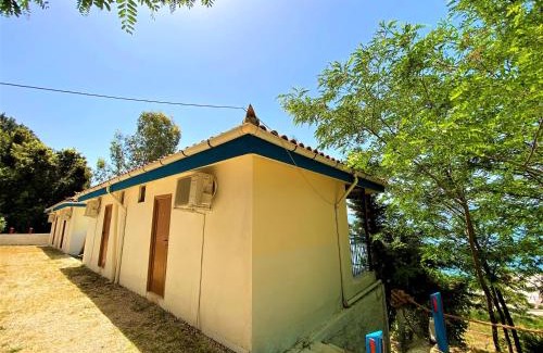 Radhime Maison | Ramo's Cozy Beachside Haven with Panoramic Views - 3rd