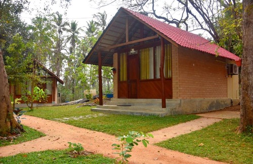 Kurunegala Chalet De Ski | Ranathisara Grand Cabanas