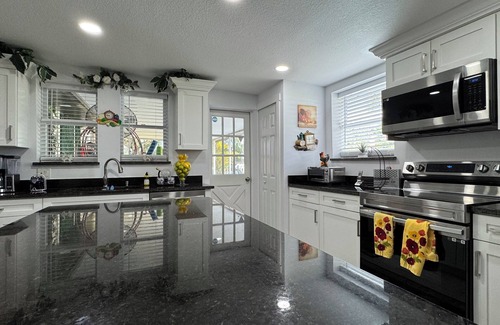 St. Cloud Maison | Ranch Resort Home in the Lake Nona Saint Cloud area with Superb Amenities,