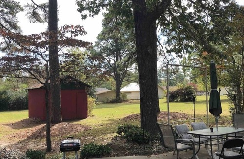 Sanford Maison | Ranch style brick home (Private room 2)