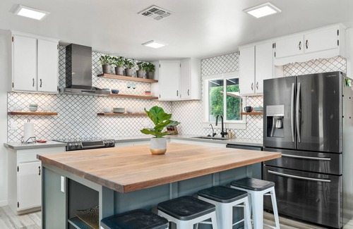Litchfield Park Maison | Rancho Redondo - Mid Century Home near The Wigwam Resort, Stadiums with Pool