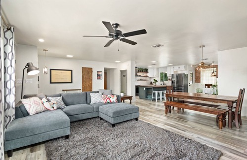 Litchfield Park Maison | Rancho Redondo - Mid Century Home near The Wigwam Resort, Stadiums with Pool