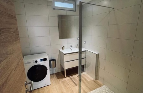 Wintzenheim Appartement | Gîtes Intemporels d'Alsace 3 pièces cour anglaise