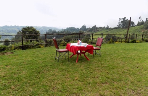 Kiamuturi Cabine | Ranges View Lodge - Chambre Simple avec Baignoire