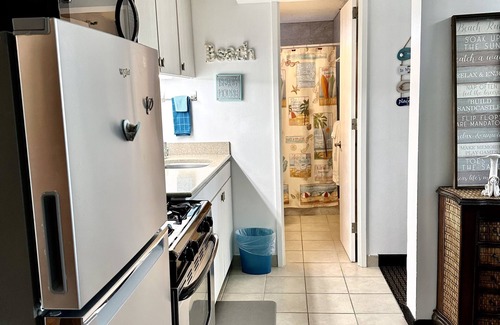 Diamond Head - Kapahulu - St. Louis Copropriété | Rare 1 Bedroom Condo in at the Heart of Waikiki 2 blocks from the beach