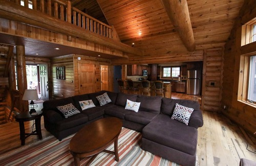 Northville Maison | CABINE EN LUXUEUX - LAC DE SACANDAGA! GRANDES 4 GRANDES FAMILLES OU DEUX FAMILLES À PARTAGER