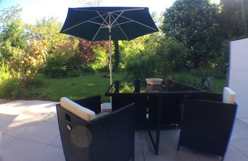 Saint-Jorioz Appartement | Rare, Cosy studio "type loft" avec terrasse et jardin au cœur de St Jorioz.