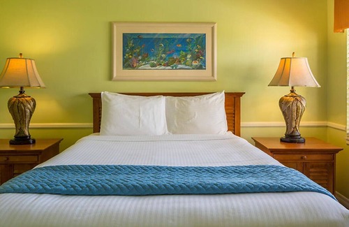 Delray Beach Station Balnéaire | RARE FIND! Beach Front Resort at Gulf Stream Sleeps 2-4 with pool, hot tub, BBQ