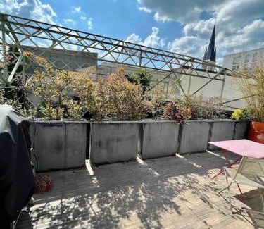 Reims City Centre Maison | Rare ! LOFT Atypique Centre-Ville Parking Jardin