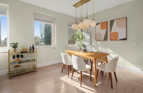 Central New York City Appartement | RARE Luxurious Apartment 1 Block From Time Square