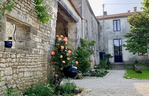 Saint-Medard-d'Aunis Maison | Rare pearl, farmhouse in La Rochelle 8-11 pers