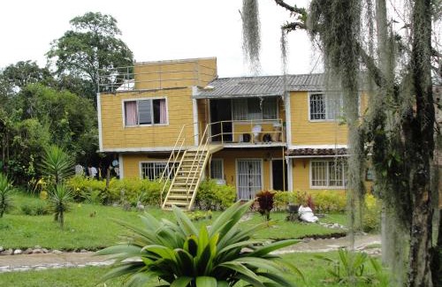 Envigado Maison | Rasta Room In The Magic Woodland - Envigado Medellin