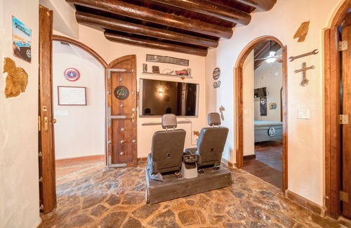 Antoneys Cay Cabine | Rat Pit Race Wing - 3 bedroom