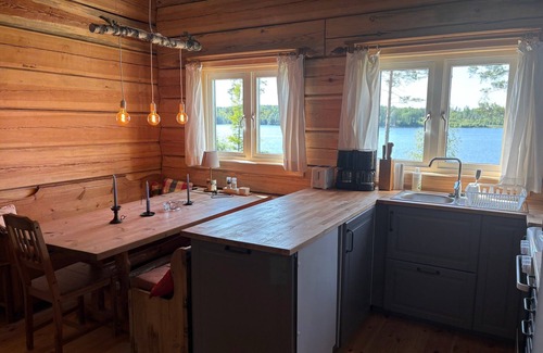 Skillingsfors Maison | Ratzeputz log cabin - your Swedish adventure by the lake