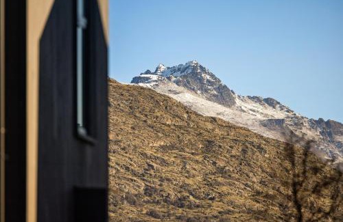 Frankton Maison | Raua Luxury Queenstown Villa