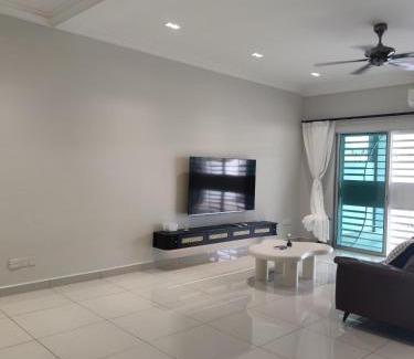 Teras Maison | Raub Newly French Style Homestay劳勿全新民宿-靠近榴莲园