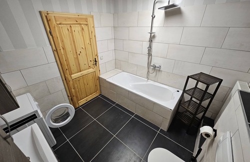 Laage Appartement | Rauschis Wohnung