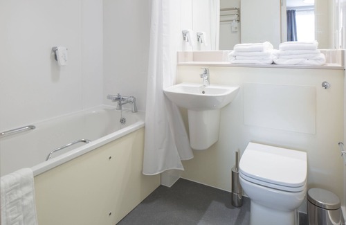Motherwell Hôtel | Raven’s Cliff, Motherwell by Marston's Inns