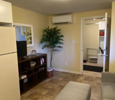 Colwood Appartement | Ravens Nest Cozy Lower One Bedroom Suite