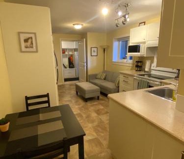 Colwood Appartement | Ravens Nest Cozy Lower One Bedroom Suite