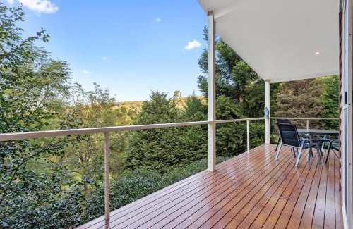 Ravensbourne Chalet De Ski | Ravensbourne Escape- Kookaburra Kottage
