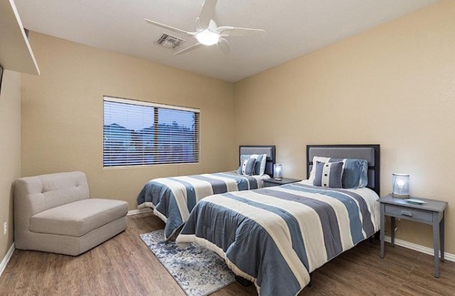 South Mountain Maison | Ravenswood Retreat 3 BR by Casago