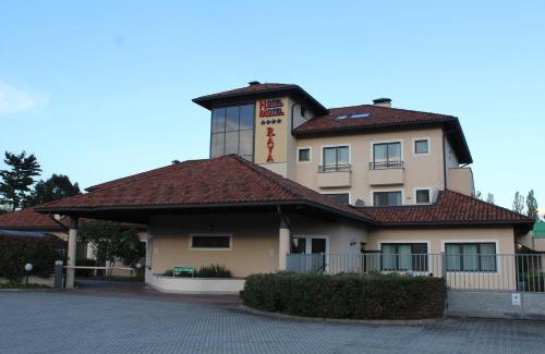 Milan Hôtel | Raya Hotel